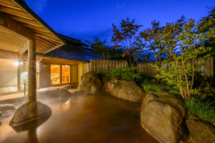 【露天風呂】澄んだ空気の下でゆったりおくつろぎください 【露天風呂】澄んだ空気の下でゆったりおくつろぎください