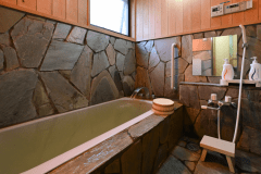 貸切コテージ★源泉かけ流し天然温泉付き