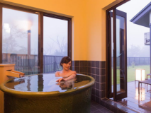 【露天風呂付き客室】別邸 四季彩「藤紫・萌黄・山吹」【禁煙】