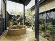 【陶器露天風呂＋檜風呂付き】スイートルーム『金梅』 