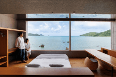【エクスクルーシブスイートヴィラ・クイーンベッドメゾネット】奄美ブルーの海に望む開放的な空間を独占いただけます