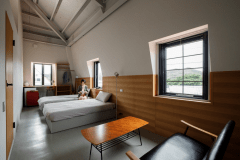 【ラグジュアリーツイン】全体的に広々としたお部屋です。