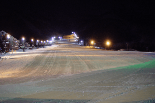 毎日ナイターの前には整備が入ります！