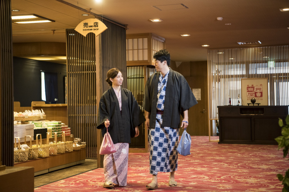 老舗旅館の趣をいかし、和モダンにリニューアル