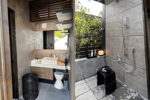 【With Open-Air Onsen】Lotus Belle Tent