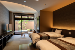 2024年3月リニューアルの5部屋限定！露天風呂付和モダン客室♪シモンズ製ベッドやReFa製ドライヤー、客室専用コーヒーマシンも完備♪