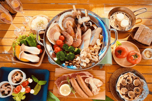 【1泊2食】«luxury stay≫グランピングBBQプラン～碧の谷を駆ける緑風に和らぐノスタルジックリゾート～＜”Glamping＆Port 結”＞