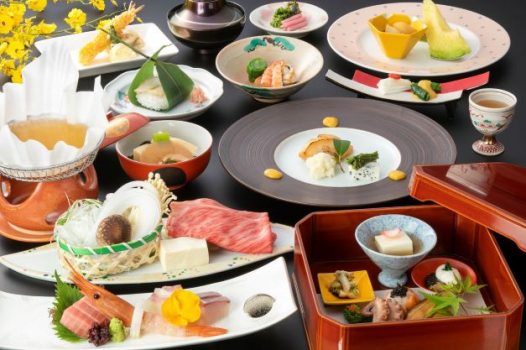 お料理おまかせでおトクにおごと温泉を満喫