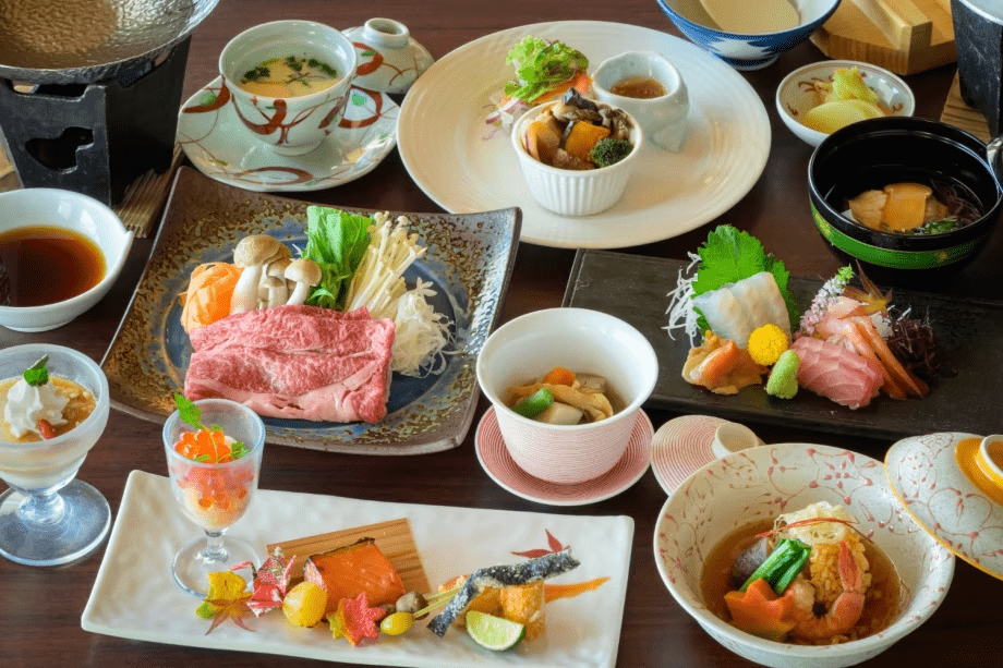 【スタンダード会席】『国産牛のしゃぶしゃぶ』をメインに旬の海鮮料理や岩船産コシヒカリの白米釜飯をご堪能ください。