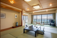 南館（新館バス付和室）夜景が見えるお部屋 　禁煙