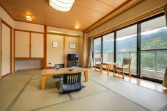 南館（新館バス付和室）吾妻連峰を望む部屋 　禁煙