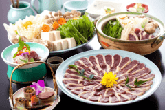 冬を代表する味覚あっさりといただく鴨すき