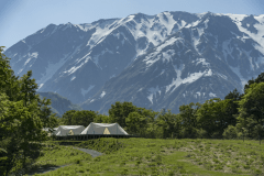 Tent Suite (Two Double Beds 50㎡) designed by Snow Peak exclusively for FIELD SUITE.