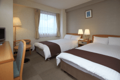 【禁煙】ツイン/バス・トイレ付（シモンズベッド完備）