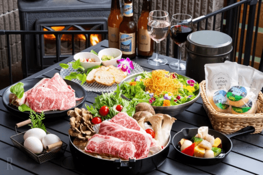 【秋・冬限定】季節の恵みを贅沢に味わうひととき「地産牛のすき焼きプラン」～幻想的な湖畔で過ごすグランピングステイ～《1泊2食付き》