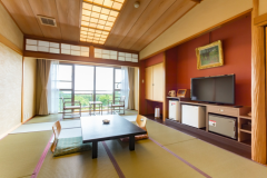 【ひろびろ和室12畳】バス・トイレ・ベランダ付き