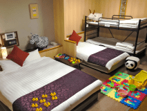 【ファミリールーム】旭川エリアでは希少な、大人数でも同室でご宿泊可能な洋室です。（40平米～)