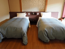 和洋室「梅」／和室10畳＋ベッドルーム【源泉かけ流し露天風呂】