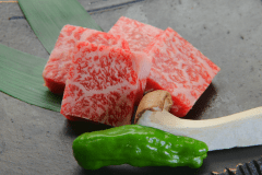 【最上級Ａ５ランク「とちぎ和牛」】国内最高峰の和牛の味をご堪能ください♪