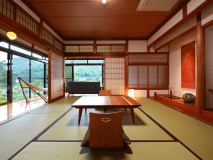 ●本館｜離れ露天風呂付き１０畳和室～角部屋特別室～万両～