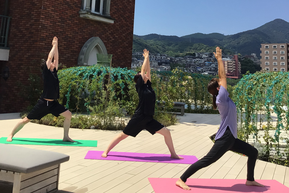 「朝ヨガ」で、爽やかに目覚める朝を♪ 「朝ヨガ」で、爽やかに目覚める朝を♪