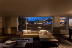 【THE SALON】おこもりステイを叶える宿泊者専用ラウンジ。様々なドリンク・フードを楽しめます。