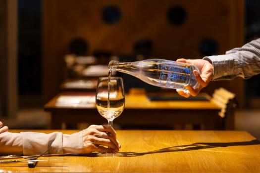 1日3組限定 地産地消を味わう シェフ厳選8品のコース【1泊夕朝食付】／ 18時30分開始