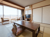 【和室】落ち着いた趣の和室8畳です。