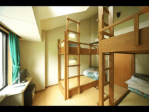 スキーヤーズベッドBは2段ベッドが2台設置された定員4名のお部屋です。