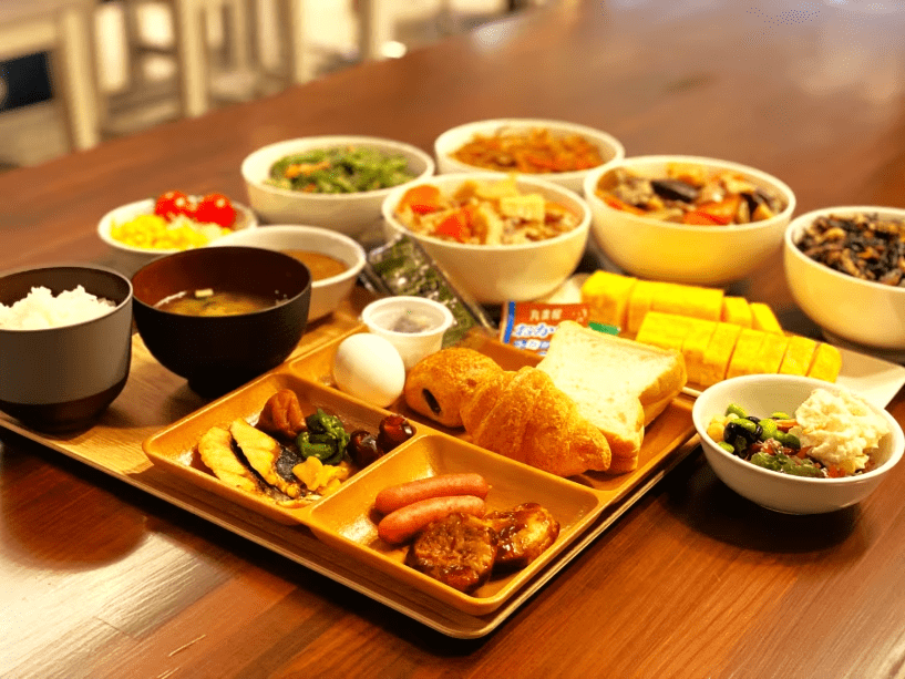 【朝食一例】バイキングスタイルで提供