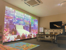 ファミリールーム【プロジェクター付き】約100インチの大画面popInAladdinプロジェクター