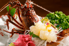 旬の味覚、伊勢海老プラン！お刺身か鬼殻焼きのお好きな食べ方で。