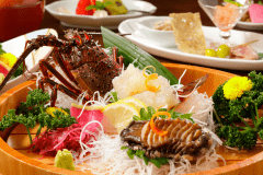 【伊豆のフルコース】伊勢海老、鮑、あしたか牛の三大味覚を満喫！
