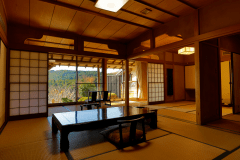 一人旅【部屋食】本間10畳、次の間6畳。露天風呂付き客室