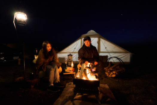 【AUTO CAMP SITE オートキャンププラン】オーシャンビューのオートキャンプサイト／車乗入れ可能／電源付き