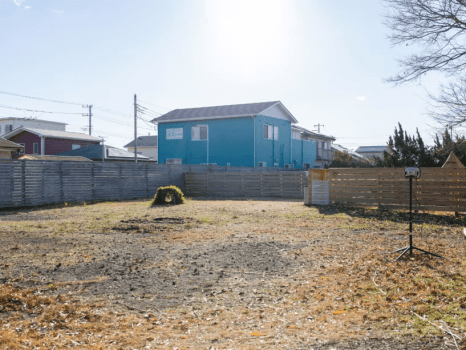 【DOG CAMP SITE 柵付きドッグラン持ち込み・電源なしプラン】自分のキャンプギアで楽しむ柵付きプライベートサイト