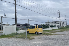 車中泊場所。道沿いの壁際です。