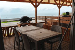 【席時間11:00～14:00】屋内エリア　1Fテラス席（定員4名）