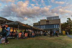 インスタントシェード席（AM利用10:00~13:00）