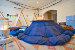 【HEYAmping】エアコン、ストーブ完備で冬季もあったか。