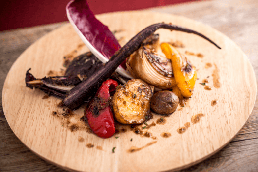 【1泊2食付】＜グルメBBQプラン＞&rdquo;甲州牛&rdquo;や熟成肉ステーキ&rdquo;など山梨の恵みを堪能するグリルディナー～忍野富士を望むプライベート天然温泉で癒されるひととき～