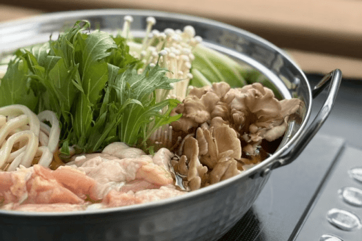 ■うどんすきをみんなで囲んでおしゃべりしよう♪