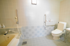 【バリアフリールーム】