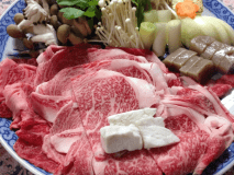 ブランド牛のすき焼きをたべたい！やわらか～いお肉を卵にからめて…♪（2食付）