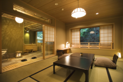 Japanese-Western Style Room with Open air bath