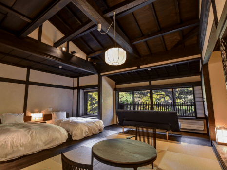 *【ムササビの間】開放感のある空間