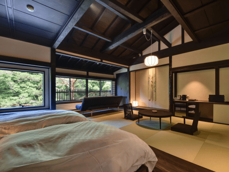 *【ムササビの間】梁ある高い天井