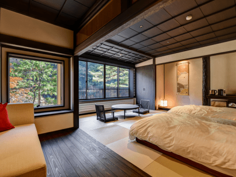 *【鶴の間】広すぎず、大切な方と程よい距離感を感じたい方に