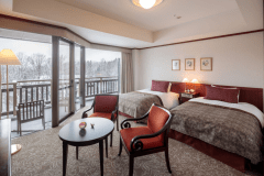 スタンダードツインルーム一例（※お部屋の階層や位置により、間取りとイメージは異なります）