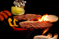 【1晚2餐/頂級BBQ】以近江牛為主，並充分運用當地食材的頂級BBQ。